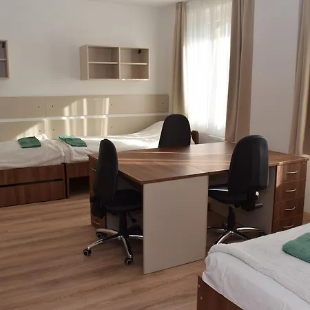 Marothi Kollegium Hostal Debrecen
